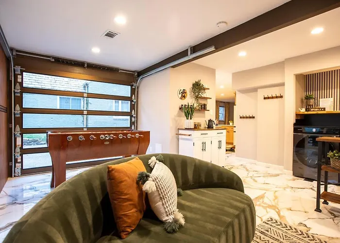 Moody Dream | King + Garage + Netflix Holiday home
